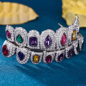 Joyería Hip Hop de Lujo: Grillz Dentales Personalizados de Plata 925 Bañada en Oro con Moissanita Iced Out, Certificado IGI, Engaste de Canal - Product Image 2
