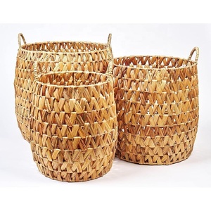 Panier à linge en jacinthe d'eau, panier de rangement tissé en forme de cube avec poignées confortables, panier à linge écologique, organiseurs de vêtements - Product Image 1