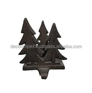 Soporte para medias de árbol de Navidad de hierro fundido pesado 3 árboles rústicos Decora tu hogar colocando perchas para medias - Product Image 1