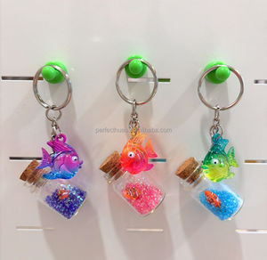 Porte-clés souvenir en forme de bouteille de sable naturel 3D, design unique, breloque poisson, idée cadeau, petit cadeau monde aquatique - Product Image 5