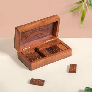 Juego de Dominó de Madera Artesanal de Primera Calidad de 28 Piezas para Niños, Acabado Liso para Jugar - Juguetes Promocionales para Niños - Product Image 3