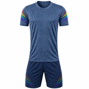 Uniforme de Fútbol Personalizado de Manga Corta, Transpirable, Impermeable, Antibacterial, de Secado Rápido, 100% Poliéster, con Logotipo Privado - Product Image 3
