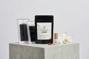 [Lashya] professional Signature Professional Eyelash <b>Adhesive</b> for Long Lasting Wear and Extra Strong Hold Black <b>Lash</b> Glue - Product Image 3