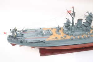YAMATO ÉDITION SPÉCIALE Modèle de navire de bataille japonais en bois artisanal, plus détaillé et prêt pour l'installation R/C - Product Image 6