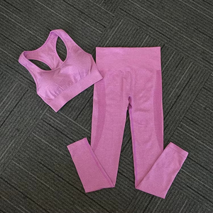 Conjunto de Yoga sin Costuras para Mujer, Top Corto de Secado Rápido, Shorts Color Durazno, Ligero, Elástico en Cuatro Direcciones - Product Image 3