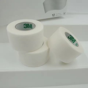 เทปกระดาษผ่าตัดคุณภาพดีที่สุด ไม่ผ่านการฆ่าเชื้อ ยี่ห้อไมโครพอร์ รุ่น 1530-1 ขนาด 1 นิ้ว สำหรับใช้ทางการผ่าตัด - Product Image 3