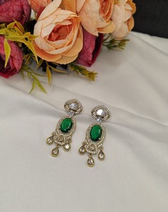 Fashion Antique Gold Plated Green Oval Gemstone Pave Kundan Glass Stones <b>Statement</b> <b>Necklace</b> Designer Partywear Jewelry Wholesale - Product Image 2