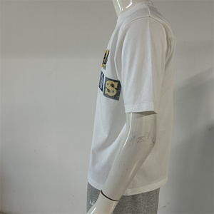 T-shirt à manches courtes pour homme avec imprimé sur la manche gauche, coupe classique, style décontracté, col rond, jersey en coton écologique 320g - Product Image 1