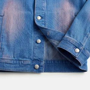 Veste en jean tendance pour homme avec doublure chaude, look streetwear urbain, idéale pour un style hivernal au quotidien - Product Image 6