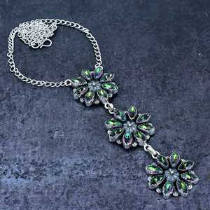 NIKHIL GEMS Élégant Pendentif Bohème Vintage Plaqué Or Mandala Multi-Pendentifs avec Accents de Zircon Multicolore et Breloque en Argent 925 et Pierres Précieuses - Product Image 2