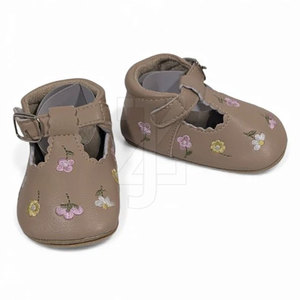 Zapatos de Bebé de Primera Calidad, Cómodos y con Suela Suave para Primeros Pasos y Comodidad Diaria - Product Image 5