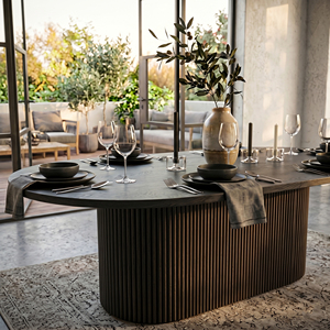 Table à manger ovale moderne en bois massif avec piétement cannelé, design minimaliste Japandi, 4 places, mobilier de salle à manger pour la maison - Product Image 1