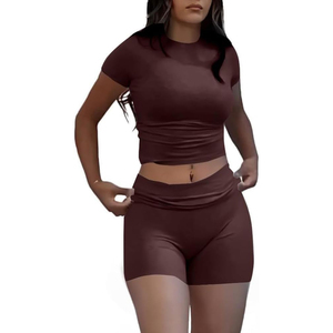 Conjunto deportivo gris de 2 piezas para mujer: Top corto de encaje de malla de manga corta y shorts de cintura alta con soporte alto, de punto sólido y transpirable para primavera. - Product Image 6