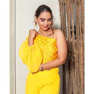 Combinaison jaune moutarde à paillettes taille XS en tissu de chiffon - Product Image 2