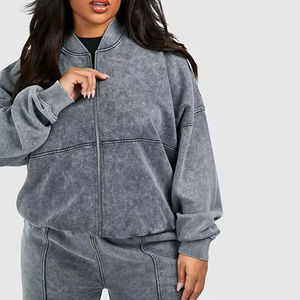 Ensemble de survêtement personnalisé pour femmes, deux pièces, sweat à capuche zippé court et pantalon évasé, avec logo, survêtement élégant pour femmes - Product Image 4