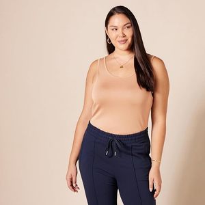 Camiseta sin mangas ajustada para mujer 2024, top corto sexy para gimnasio, camiseta de punto a la moda, fabricada en Bangladesh - Product Image 1