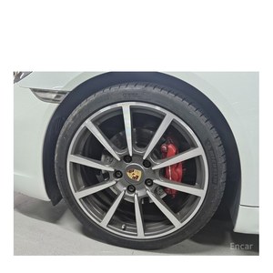 Porsche 718 2.0 2022, 83.000 km, Emisiones Euro V, Volante a la Izquierda, Asientos de Cuero - Product Image 5