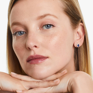 Élégantes boucles d'oreilles clous en argent sterling 925 avec moissanite et diamant, pierre centrale brillante, bijoux de luxe classiques, cadeau pour femme - Product Image 2