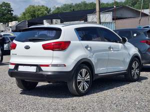 ฮุนได ซูเปอร์สปอร์ตเทจ ปี 2016 สีขาว รถ SUV ดีเซล เกียร์ออโต้ คอมแพคครอสโอเวอร์ 5 ประตู รถนั่งส่วนบุคคล มีซันรูฟ รถมือสอง รถนำเข้าจากเกาหลี - Product Image 2