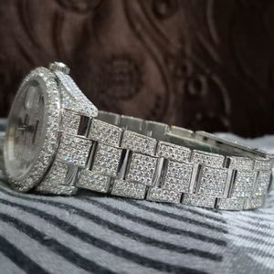 Montre de luxe en cuir antique avec diamants noirs et blancs, moissanite, pour homme et femme, haut de gamme, mécanique, numérique, cristal saphir - Product Image 1