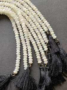 Cuentas de piedra lunar natural facetadas en forma de rondel, hermosa piedra lunar blanca, gema de aspecto único para joyería. - Product Image 6