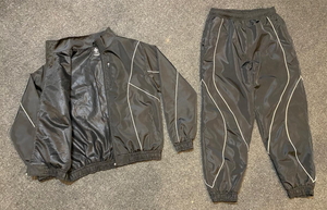 Vente en gros usine : Survêtement coupe-vent premium, tenue de course streetwear, vêtements de sport réfléchissants légers, mode urbaine et sportive - Product Image 2