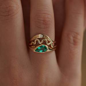 Bague en émeraude taille poire pour femme, or 14 carats, style classique, à porter au quotidien - Product Image 3