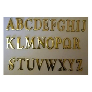 Letras del alfabeto de latón macizo 3D personalizadas para números de dirección de casa, placa de puerta de metal dorado pulido moderno, resistente a la intemperie. - Product Image 3