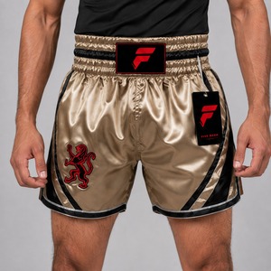 Pantalones cortos profesionales de Muay Thai hechos con materiales de primera calidad para máxima comodidad, agilidad y durabilidad. - Product Image 5