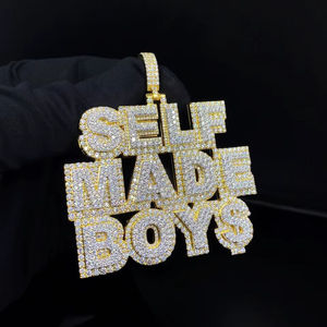 Pendentif Hip Hop Street Hustle personnalisé en alliage plaqué or avec CZ glacé - Product Image 1