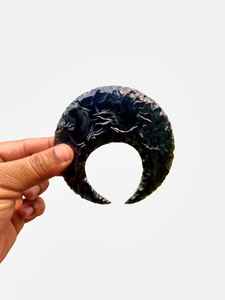 Art rituel en verre façonné à la main : pointes de lance et croissants de lune - Product Image 2