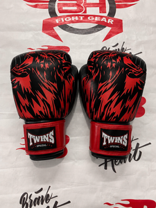 Guantes de Boxeo Twins, Diseño Dragón Negro y Rojo, Cierre de Gancho y Bucle, Equipo de Artes Marciales de Cuero para Adultos, Jóvenes y Niños - Product Image 1
