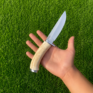 มีดแคมป์ปิ้งทำมือ Edge Master ใบมีดตรง ด้ามจับทำจากเหล็กกล้าไร้สนิม พร้อมปลอกหนัง ขนาด 10 นิ้ว - Product Image 3