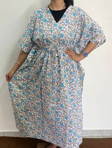 Elegante Vestido Kaftan de Algodón Estampado con Silueta Relajada para Comodidad y Elegancia Diarias - Product Image 1