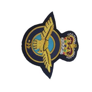 Badges en tissu brodés au fil de soie avec logo personnalisé de haute qualité à 100 %, avec fixation magnétique, fil de soie tendance pour vêtements - Product Image 6