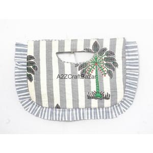 Sac à bandoulière matelassé en coton 100 % indien pour femme, style bohème, fait main, motif d'exposition - Product Image 1