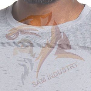 Camiseta de alta calidad 100% algodón para hombre, la más vendida, de color sólido, transpirable, con color y logotipo personalizados. - Product Image 4