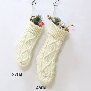 Calcetines Navideños Tejidos para Decoración del Hogar, Alta Calidad, Disponibles para Venta al Por Mayor, Hechos en Vietnam - Product Image 5