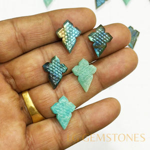 Pierre précieuse naturelle en labradorite sculptée en forme de cerf-volant, pierre de labradorite sculptée à la main pour la fabrication de bijoux en gros - Product Image 3