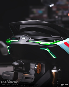 Système d'éclairage arrière pour moto AJLIGHT DESIGN RGB LED avec clignotants à quatre lentilles pour Yamaha NMAX V3 TURBO AJNMAX-BTL - Product Image 4