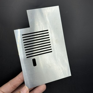 Placa de Flujo de Aire de Aluminio Mecanizada por CNC de Precisión OEM para Servidor de IA y Chasis de Centro de Datos - Product Image 4