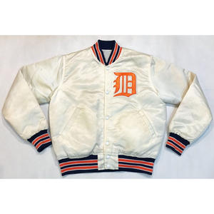 Blouson Bomber en Satin Style Universitaire Américain avec Boutons Recouverts, Col Montant, Style Vintage, Teint et Brodé pour le Printemps - Product Image 1