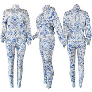 Nouveau style décontracté, tissu doux, survêtements respirants pour femmes, imprimés par sublimation, épais, service OEM, vente chaude pour l'hiver - Product Image 5