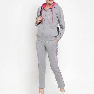 Ensemble de survêtement gris à capuche pour femme, sweat-shirt à fermeture éclair intégrale et pantalon de jogging assorti, tenue décontractée de maternité - Product Image 3