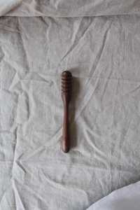 Hand-Turned Wooden Honey Dipper: Walnut or Oak, Natural Finish - Product Image 4