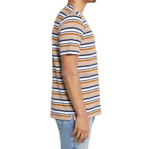 Camisetas de algodón con forro rojo de 220 GSM, fábrica de impresión de logotipo personalizado, fabricante de etiquetas privadas, proveedor a granel, producción de ropa de calle - Product Image 3