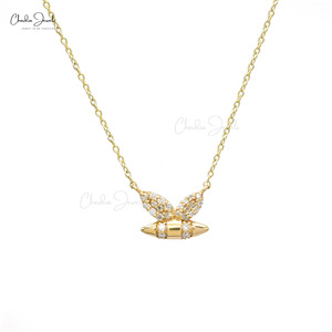 Productos de Moda: Collar con Dije de Insecto con Diamantes Blancos de 0.16 CTW en Oro Amarillo Sólido de 14k, Listo para Enviar - Product Image 6