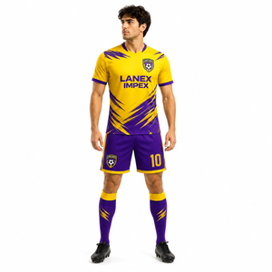 Ensemble de maillots de football personnalisés en gros pour hommes et garçons, tenue de sport d'équipe, maillot à manches courtes et short, kit de sublimation - Product Image 2