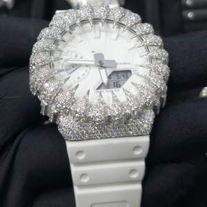 Reloj de Lujo Iced Throns con Bisel de Moissanita VVS y Diamantes, Estilo Hiphop, Correa de Goma, Escala Mixta, para Hombre/Mujer, Bajo Precio - Product Image 4