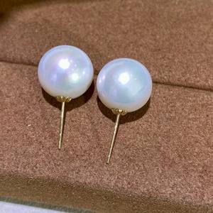 Boucles d'oreilles en perles d'eau douce nobles de 11-12 mm, argent pur 925, design simple et sobre, avec des broches de maintien presque parfaites - Product Image 5